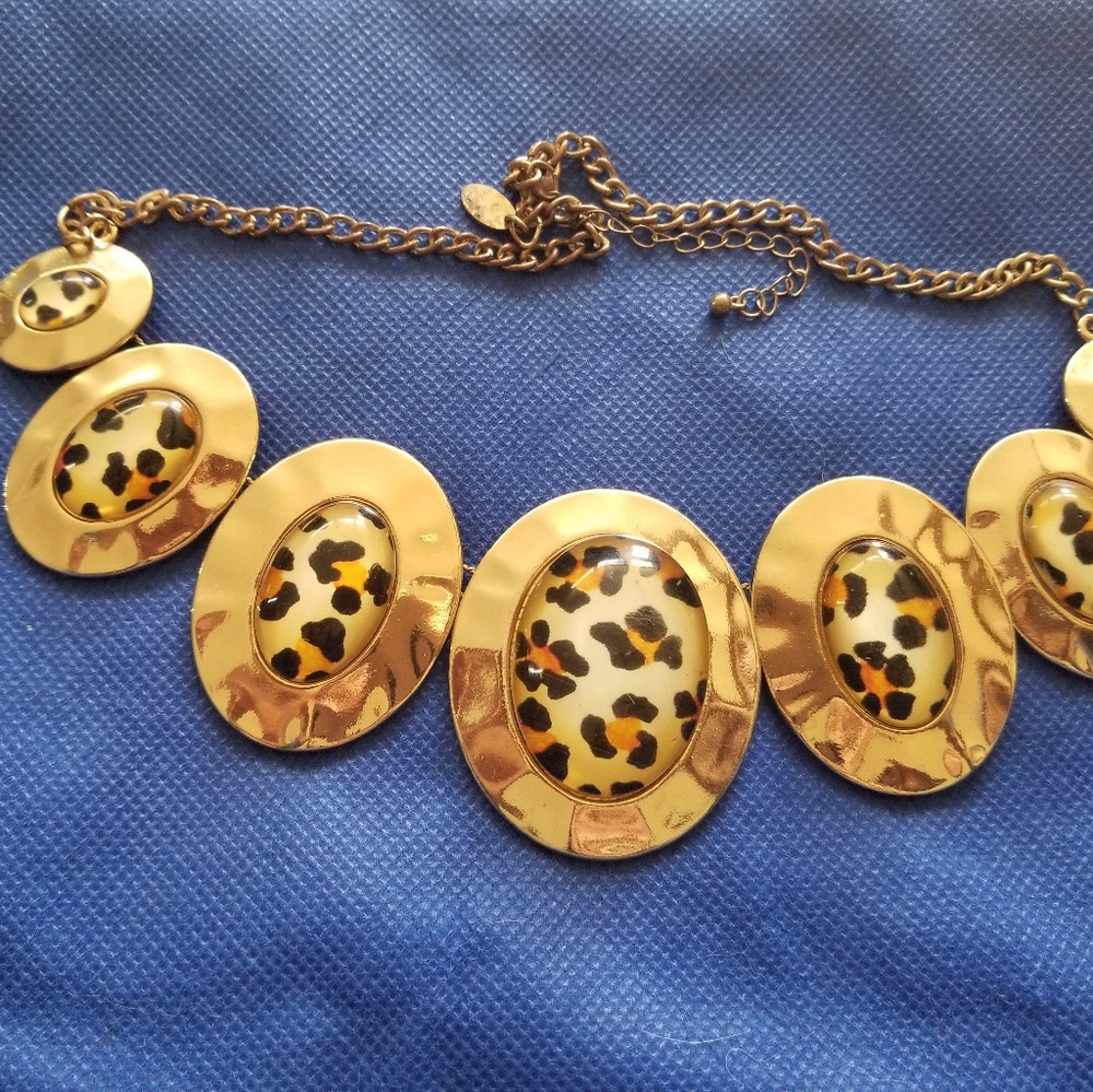 Vintage style statement necklace